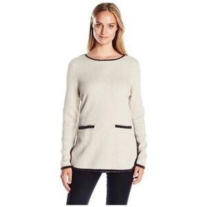 NIC+ZOE Cream Sweater with Black Trim Accents
